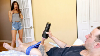 Eliza Ibarra's Horny Stepsis Sucks Stepbro's Big Dick - смотреть новое порно видео HD-PORN.ONLINE