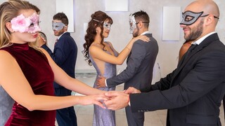 Blissful Ballroom Encounter - смотреть новое порно видео HD-PORN.ONLINE