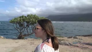 Hot Brunette Cali Hayes Gets Creampie in Hawaii - наслаждайтесь лучшим порно на HD-PORN.ONLINE
