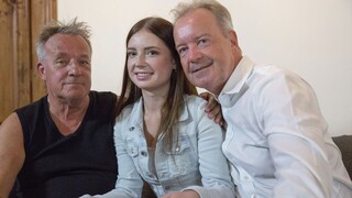 Taylor Krystal's Naughty Threesome - смотреть новое порно видео HD-PORN.ONLINE