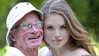 Blonde Teen Picnic Fuck - смотреть новое порно видео HD-PORN.ONLINE