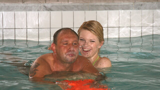 Swimming Lessons with a Twist - наслаждайтесь лучшим порно на HD-PORN.ONLINE