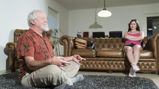 Teenager Gets Fucked by Old Yogin - наслаждайтесь лучшим порно на HD-PORN.ONLINE