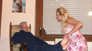 Vicentia's Sensual Body Rub - наслаждайтесь лучшим порно на HD-PORN.ONLINE