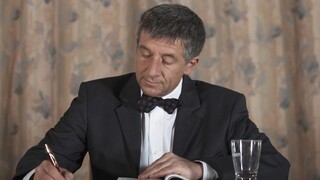 Andre Checks Baby Silver's Body - наслаждайтесь лучшим порно на HD-PORN.ONLINE