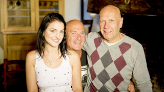 Threesome Fun with Dyana, Andy, and Hugo - наслаждайтесь лучшим порно на HD-PORN.ONLINE