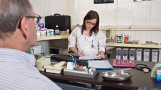 Silence, Mr. Bate! - наслаждайтесь лучшим порно на HD-PORN.ONLINE