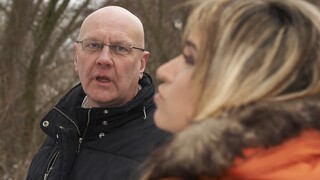 Blonde Aleska Diamond Sucks Hugo's Big Cock in the Snow - наслаждайтесь лучшим порно на HD-PORN.ONLINE