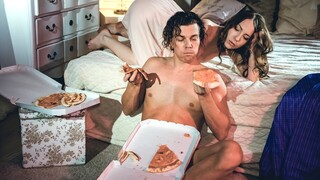 Russian Brunette Craves Fucking - наслаждайтесь лучшим порно на HD-PORN.ONLINE