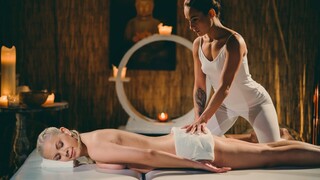 Julia Parker and Lexi Dona's Fisting Frenzy - смотреть новое порно видео HD-PORN.ONLINE