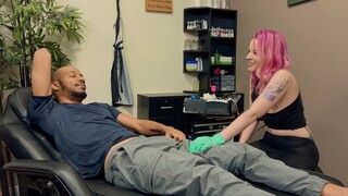 Tattoo Temptation with Dwayne Foxxx and Lady Lazarus - смотреть новое порно видео HD-PORN.ONLINE