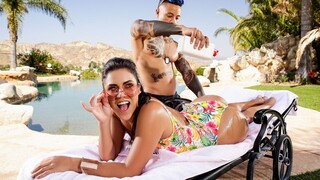 Poolside Pussy Action - смотреть новое порно видео HD-PORN.ONLINE