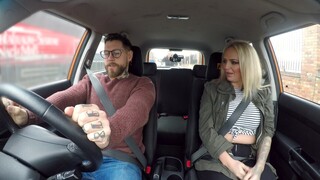 Chaos starts when teacher goes away - смотреть новое порно видео HD-PORN.ONLINE