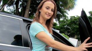 Car Sex with Indiana Sweetheart - наслаждайтесь лучшим порно на HD-PORN.ONLINE