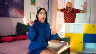 Halloween Surprise with Max Dior and Megan Fiore - наслаждайтесь лучшим порно на HD-PORN.ONLINE