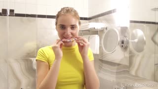 Oxana Chic Shower Solo - Brunette Babe - наслаждайтесь лучшим порно на HD-PORN.ONLINE