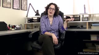 Tamar Strips Naked On Desk - Mature Brunette Solo Action - смотреть новое порно видео HD-PORN.ONLINE