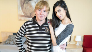 Young Thing, Old Trick - смотреть новое порно видео HD-PORN.ONLINE