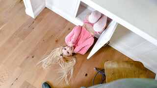 Kenzie Reeves Flexible Teen Fuck with Romeo Price - смотреть новое порно видео HD-PORN.ONLINE