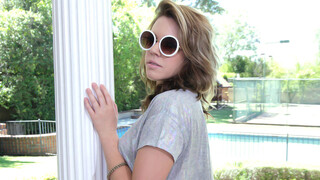 Teen Summer Lace Threatens to Snitch Unless She Gets Pussy - смотреть новое порно видео HD-PORN.ONLINE