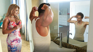 Big MILF Mercedes Carrera Fucks Johnny Castle Hard - смотреть новое порно видео HD-PORN.ONLINE