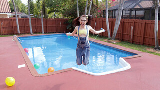 Cute Petite Teen Kandi Quinn Gets Wild with JMAC - смотреть новое порно видео HD-PORN.ONLINE