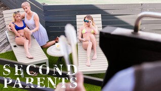 Stepdad Fucks Blonde Stepdaughter Carter Cruise and MILF Ryan Keely Threesome - наслаждайтесь лучшим порно на HD-PORN.ONLINE