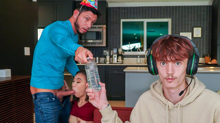 Birthday Surprise with Kimmy Kimm - Teen Asian Gets Facial & Hardcore Ride - наслаждайтесь лучшим порно на HD-PORN.ONLINE