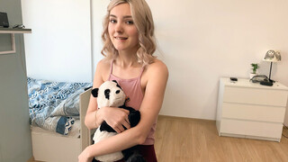 Eva Elfie Sharpens Her Blowjob Skills with Adam Ocelot - смотреть новое порно видео HD-PORN.ONLINE