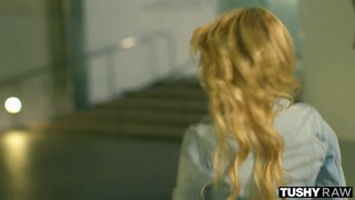 Steve Holmes & Vina Sky Wild Anal Creampie - Gaping & Riding - наслаждайтесь лучшим порно на HD-PORN.ONLINE