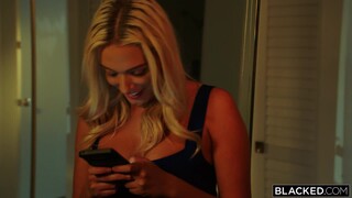 Blonde Babe Athena Palomino Rides Jason Luv's Big Cock - смотреть новое порно видео HD-PORN.ONLINE
