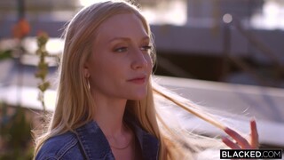 Blonde College Girl Emma Starletto Rides Big Cock in Reverse Cowgirl - наслаждайтесь лучшим порно на HD-PORN.ONLINE