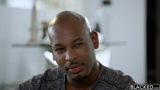 Blonde PA Gets Spit Roasted by 2 Black Men - наслаждайтесь лучшим порно на HD-PORN.ONLINE