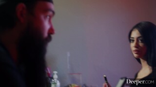 Nina Pink Gets Pussy Licked & Fucked Hard by Oliver Flynn - смотреть новое порно видео HD-PORN.ONLINE