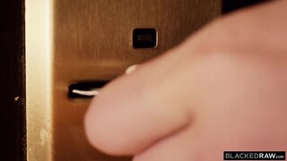 Blonde Babe Ariana Van X Takes Big Cock in Foursome Fuck - смотреть новое порно видео HD-PORN.ONLINE