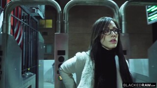 Julio Gomez Fucks Petite Brunette Avi Love Hard in Hotel Room - смотреть новое порно видео HD-PORN.ONLINE