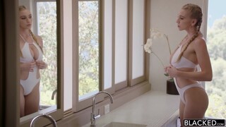 Blonde Kendra Sunderland Tries First Orgy With Big Cocks - наслаждайтесь лучшим порно на HD-PORN.ONLINE