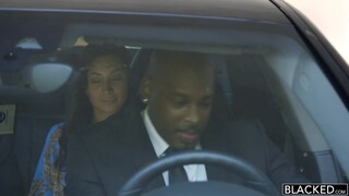 Hot Brunette Jade Jantzen Takes Huge Black Cock - наслаждайтесь лучшим порно на HD-PORN.ONLINE