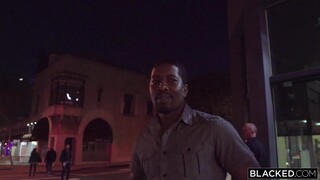 Big Tits Blonde Emily Gets Rough Interracial Doggystyle - наслаждайтесь лучшим порно на HD-PORN.ONLINE