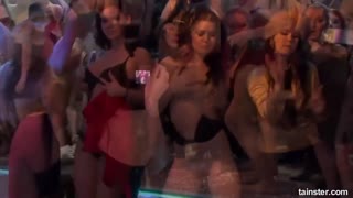 Hot Cam 3 with Eva Zappa, Barbara Sweet & Mia Angel - Group Sex & Cumshot - наслаждайтесь лучшим порно на HD-PORN.ONLINE