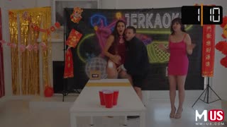 Jerkaoke Fun with Codey Steele and Bella Rolland in Stockings - наслаждайтесь лучшим порно на HD-PORN.ONLINE