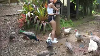 Emily Willis gets fingered in car wearing sexy shorts - наслаждайтесь лучшим порно на HD-PORN.ONLINE