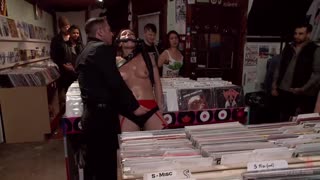 Slave Girl Wenona's Public Humiliation - Hardcore Punishment BDSM - наслаждайтесь лучшим порно на HD-PORN.ONLINE