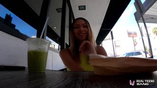 Blonde Teen Kimora Quin Fucks Hard in Park POV - наслаждайтесь лучшим порно на HD-PORN.ONLINE