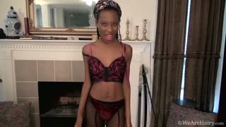 Ebony Saf strips naked and shows off her hairy body - смотреть новое порно видео HD-PORN.ONLINE