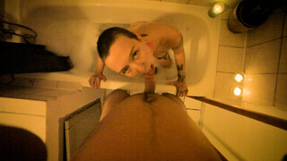 Sexy Bath: Lulu Gives Dino a Hot Blowjob in POV - смотреть новое порно видео HD-PORN.ONLINE