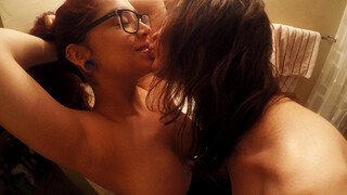 Daisy Is Better Than Chores: POV Bedroom Quickie - наслаждайтесь лучшим порно на HD-PORN.ONLINE