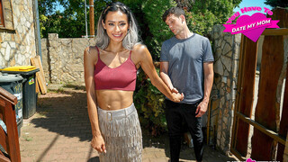 Stepson Fucks His MILF Stepmom - смотреть новое порно видео HD-PORN.ONLINE