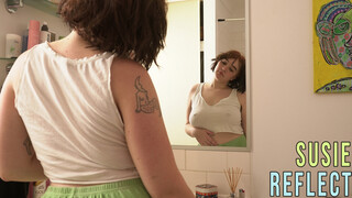 Susie Reflects Alone - наслаждайтесь лучшим порно на HD-PORN.ONLINE
