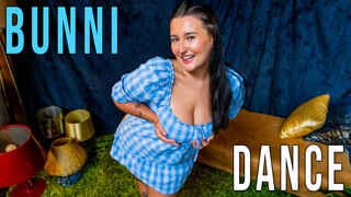 Bunni's Big Tits Bounce - смотреть новое порно видео HD-PORN.ONLINE